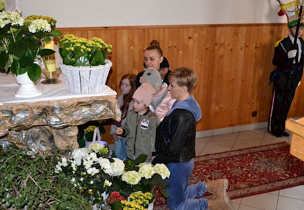 Wielka sobota - poświęcenie pokarm&oacute;w