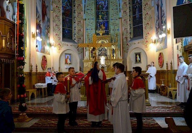 Liturgia Męki Pańskiej i adoracja