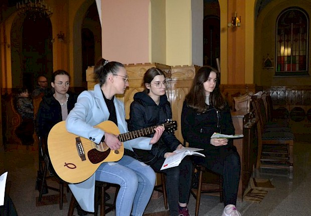 Liturgia Męki Pańskiej i adoracja