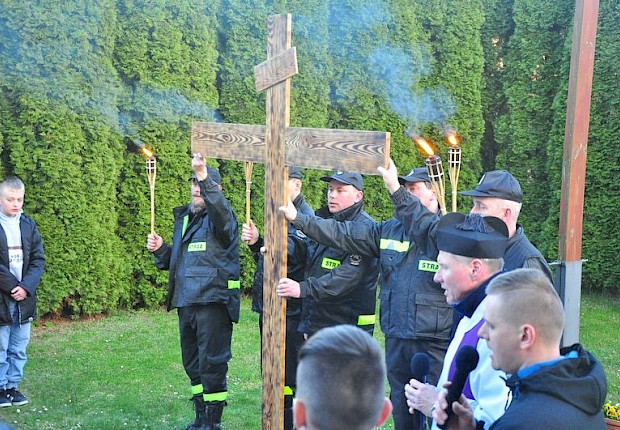 Parafialna droga krzyżowa
