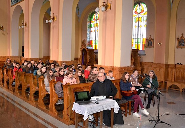 Rekolekcje wielkopostne: szkolne i parafialne