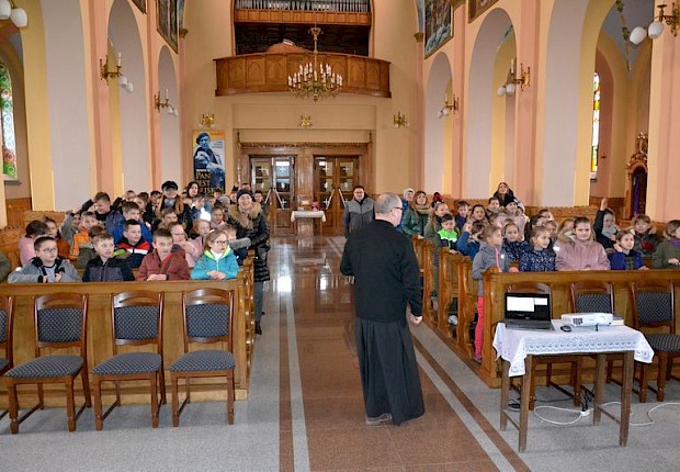 Rekolekcje wielkopostne: szkolne i parafialne