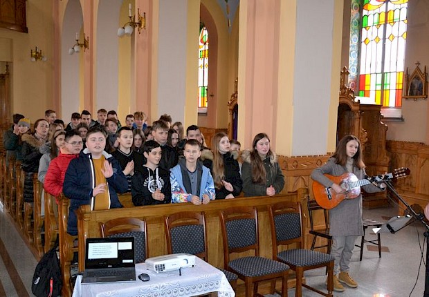 Rekolekcje wielkopostne: szkolne i parafialne