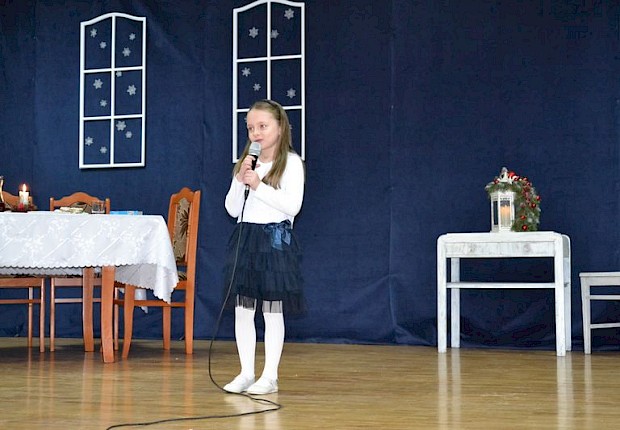 Jasełka i VIII Parafialny Przegląd Kolęd i Pastorałek