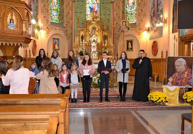 Program słowno - muzyczny ku czci św. Jana Pawła II