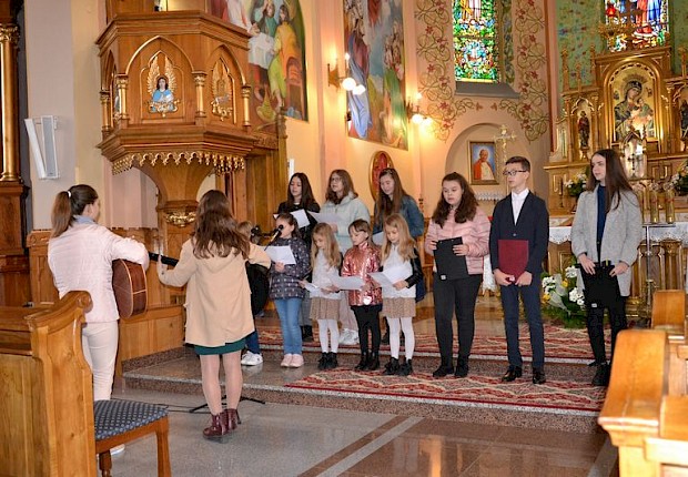 Program słowno - muzyczny ku czci św. Jana Pawła II