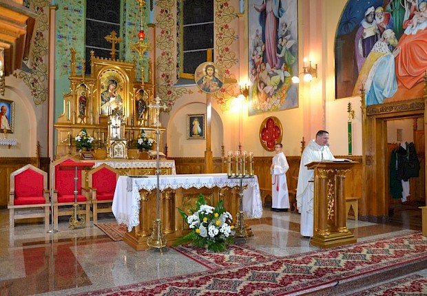 Przyjęcie do Ramu - nałożenie medalion&oacute;w