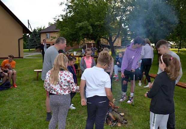 Dzień Dziecka dla liturgicznej służby ołtarza