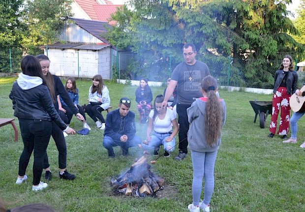 Dzień Dziecka dla liturgicznej służby ołtarza