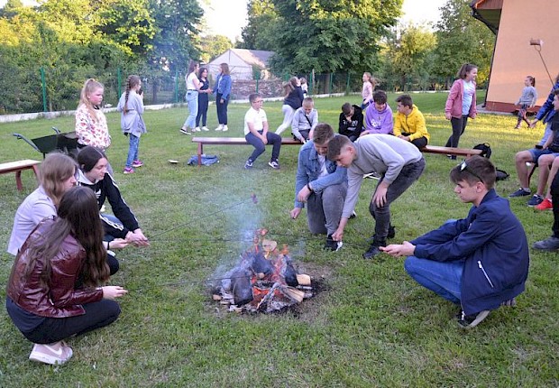 Dzień Dziecka dla liturgicznej służby ołtarza