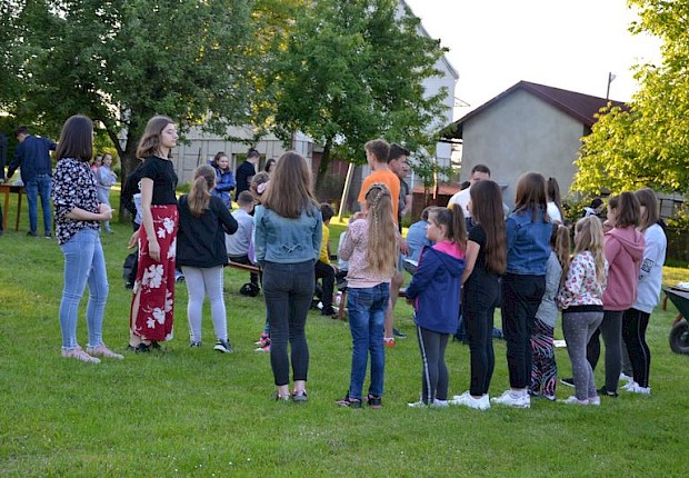 Dzień Dziecka dla liturgicznej służby ołtarza