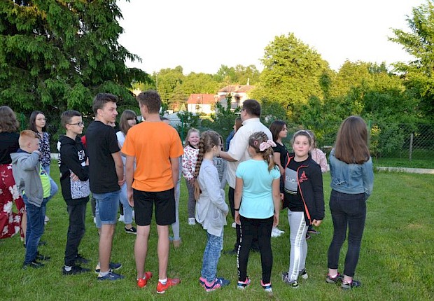 Dzień Dziecka dla liturgicznej służby ołtarza