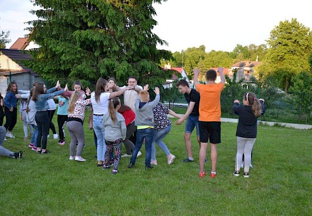 Dzień Dziecka dla liturgicznej służby ołtarza
