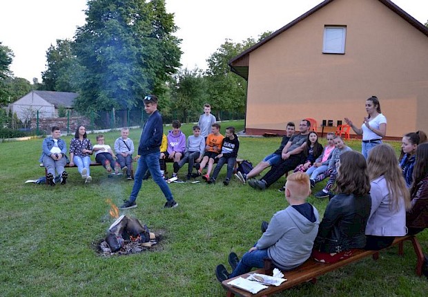 Dzień Dziecka dla liturgicznej służby ołtarza