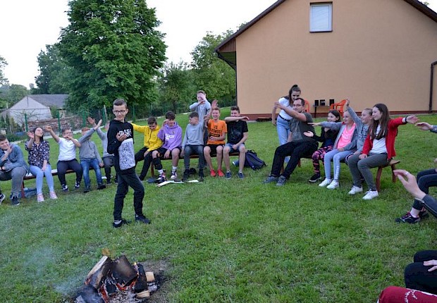 Dzień Dziecka dla liturgicznej służby ołtarza