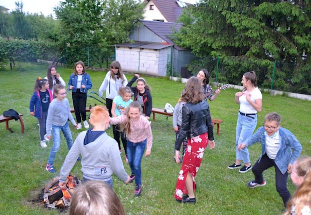 Dzień Dziecka dla liturgicznej służby ołtarza
