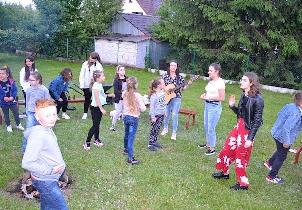 Dzień Dziecka dla liturgicznej służby ołtarza