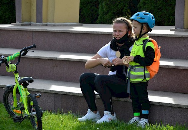 Pielrzymka biegowa 1920 metr&oacute;w na stulecie narodzin św. Jana Pawła II