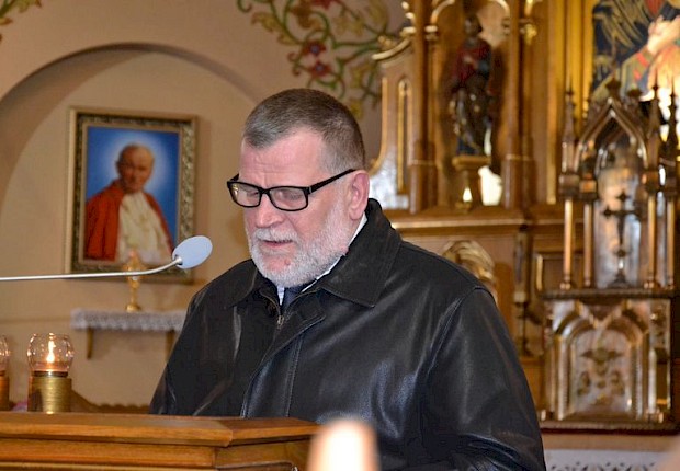 Wizytacja kanoniczna ks. bpa Stanisława Jamrozka- Msza Święta z sakramentem bierzmowania