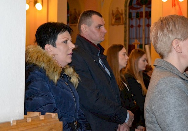 Wizytacja kanoniczna ks. bpa Stanisława Jamrozka- Msza Święta z sakramentem bierzmowania