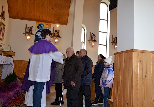 Wizytacja kanoniczna ks. bpa Stanisława Jamrozka- Msza Święta w Ożańsku