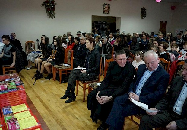 Jasełka i VII Parafialny Przegląd Kolęd i Pastorałek