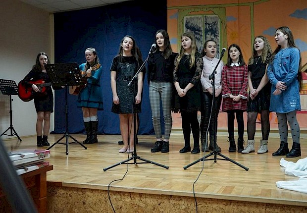 Jasełka i VII Parafialny Przegląd Kolęd i Pastorałek