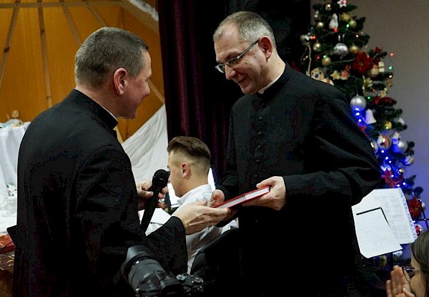Jasełka i VII Parafialny Przegląd Kolęd i Pastorałek