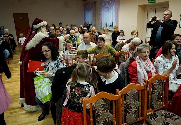 Jasełka i VII Parafialny Przegląd Kolęd i Pastorałek