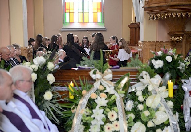 Pogrzeb śp. ks. kan. Henryka Stopy