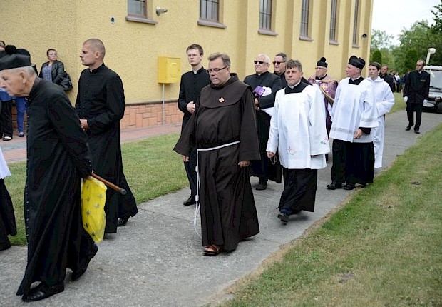 Pogrzeb śp. ks. kan. Henryka Stopy