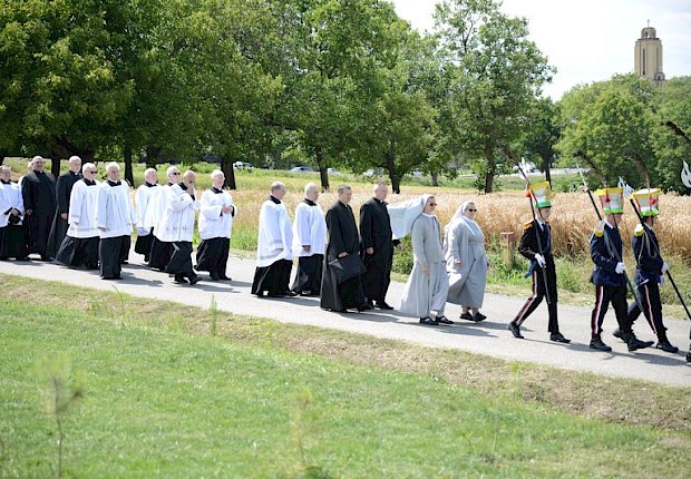 Pogrzeb śp. ks. kan. Henryka Stopy