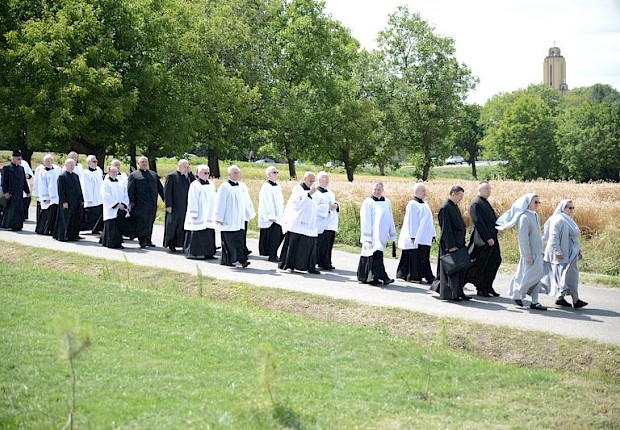 Pogrzeb śp. ks. kan. Henryka Stopy