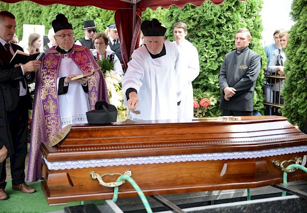 Pogrzeb śp. ks. kan. Henryka Stopy
