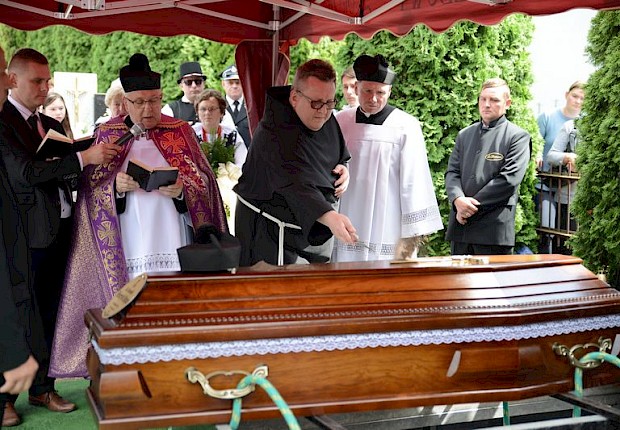 Pogrzeb śp. ks. kan. Henryka Stopy