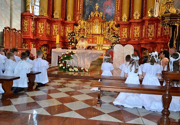 Dziękczynna Pielgrzymka Dzieci Komunijnych