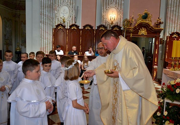 Dziękczynna Pielgrzymka Dzieci Komunijnych