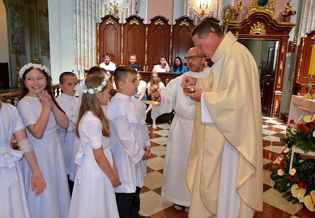 Dziękczynna Pielgrzymka Dzieci Komunijnych