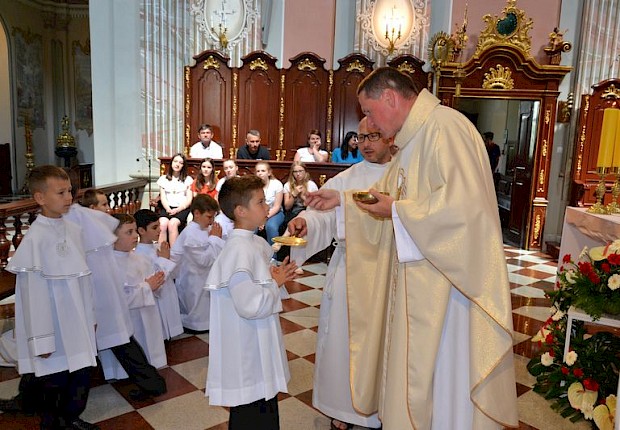 Dziękczynna Pielgrzymka Dzieci Komunijnych