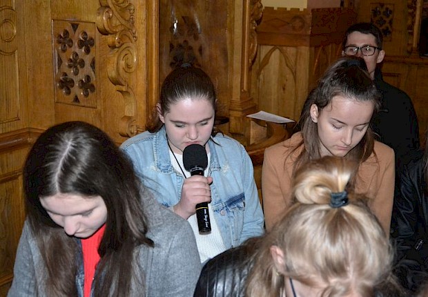 Adoracja Najświętszego Sakramentu i Liturgia Męki Pańskiej