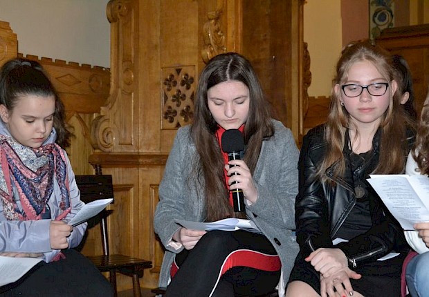 Adoracja Najświętszego Sakramentu i Liturgia Męki Pańskiej