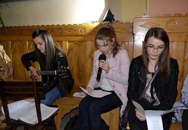 Adoracja Najświętszego Sakramentu i Liturgia Męki Pańskiej