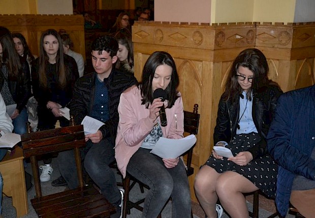 Adoracja Najświętszego Sakramentu i Liturgia Męki Pańskiej