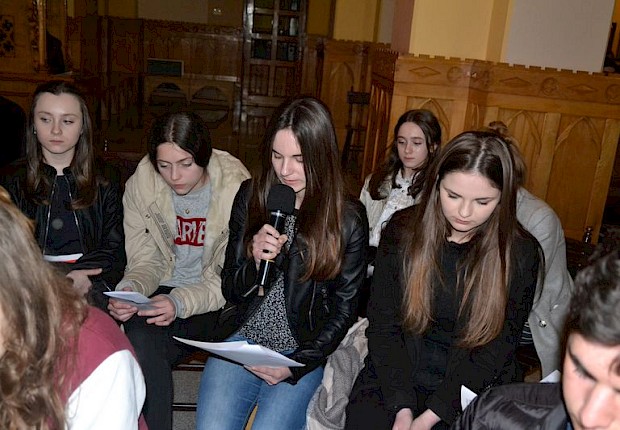 Adoracja Najświętszego Sakramentu i Liturgia Męki Pańskiej