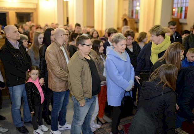 Adoracja Najświętszego Sakramentu i Liturgia Męki Pańskiej
