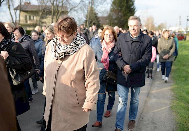 Parafialna droga krzyżowa
