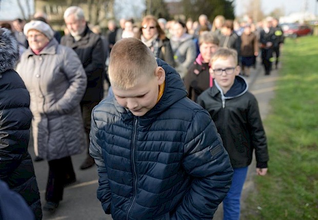 Parafialna droga krzyżowa