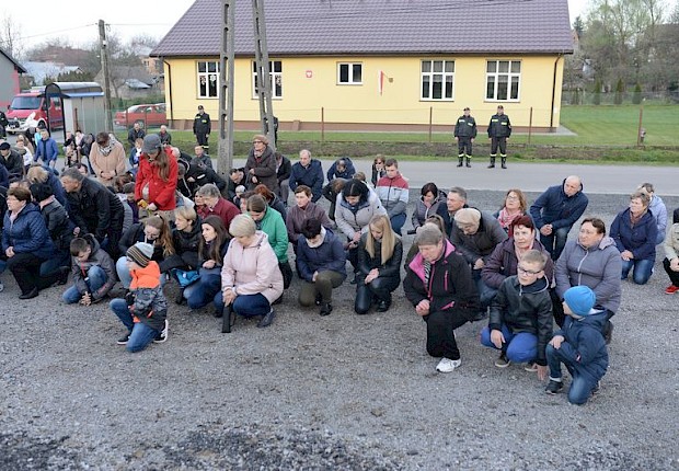 Parafialna droga krzyżowa