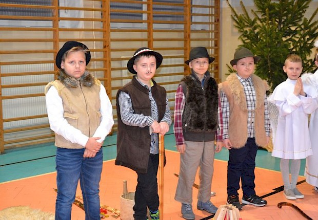 Kiermasz bożonarodzeniowy - jasełka