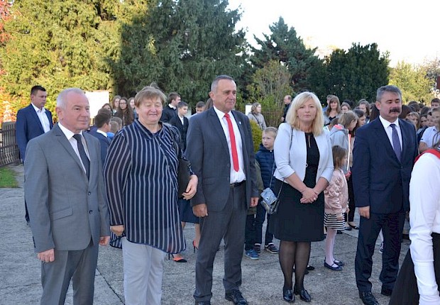 Dzień Edukacji Narodowej i pasowanie pierwszak&oacute;w